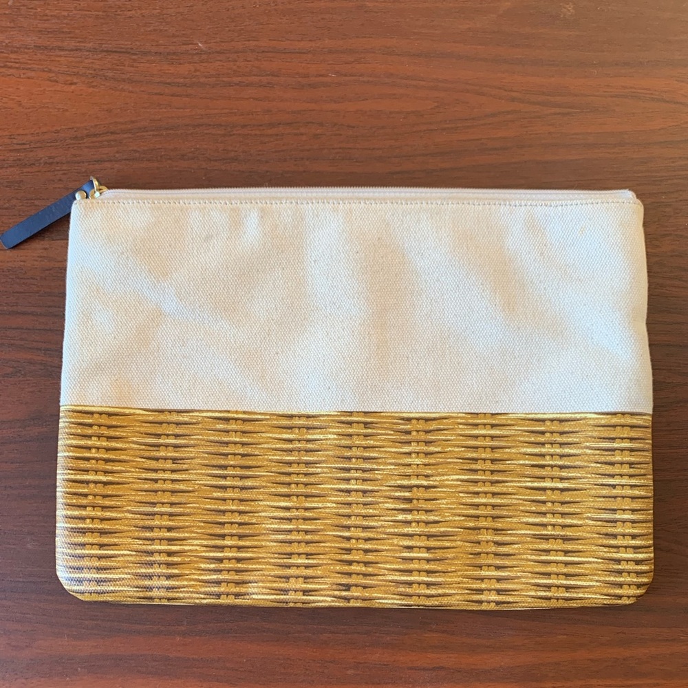 Kate Spade Pouch - Picture 5 of 5